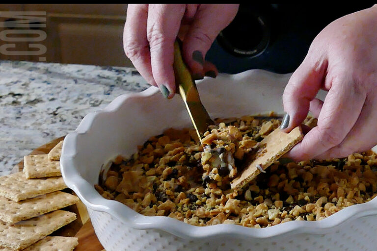 waffle cone dip being served on a graham cracker