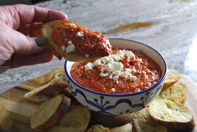 Roasted Red Pepper Dip Whip served with garlic toast