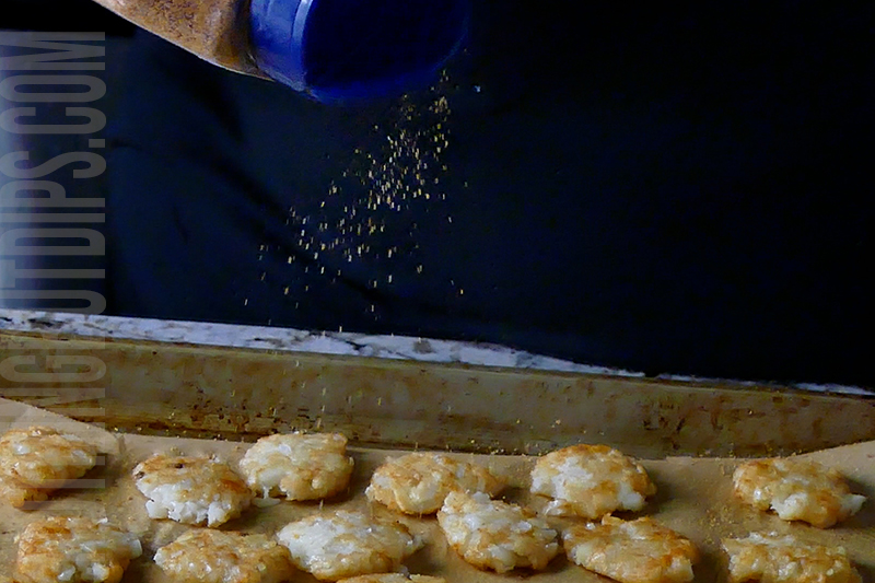 seasoning the tater tot chips with season salt