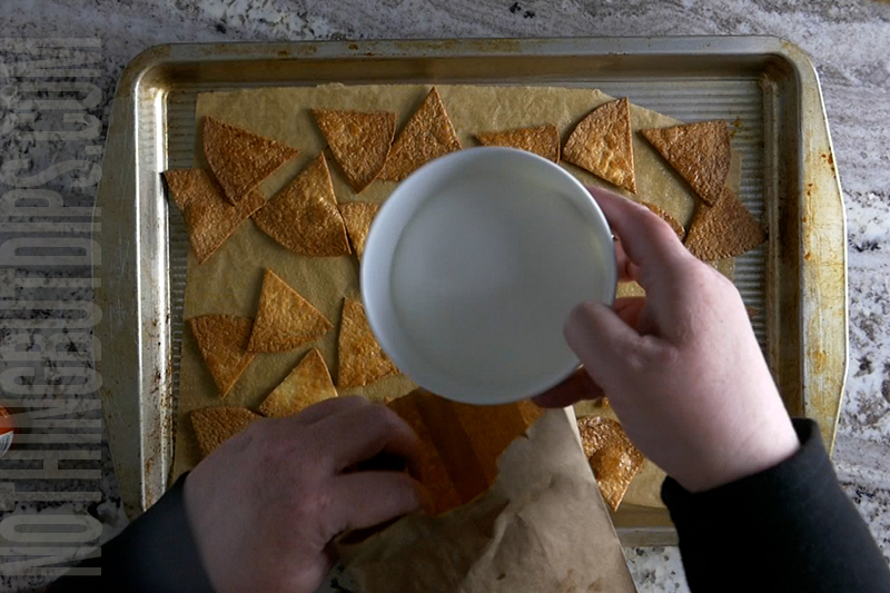 place sugar in the paper lunch bag