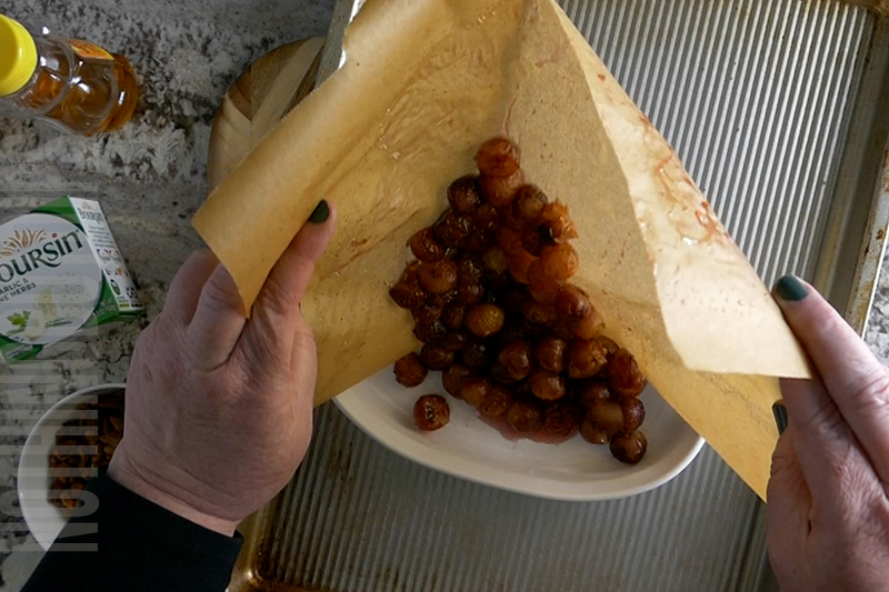grapes after roasting placed in container