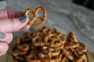 easy baked sugar pretzels dipper