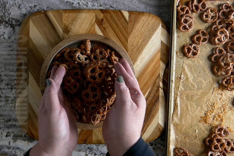 once cooled transfer the sugar pretzels to a serving dish