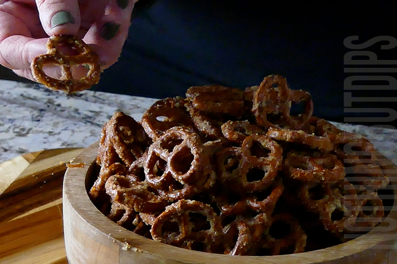 easy baked sugar pretzels dipper